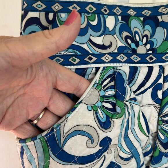 Vera Bradley Mediterranean White - Picture 2 of 7